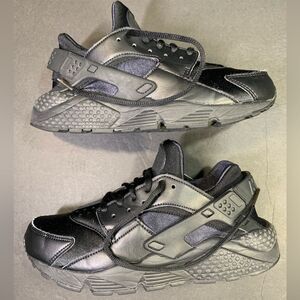 Nike Womens Air Huarache Sneakers Triple Black Shoe Size 6.5
